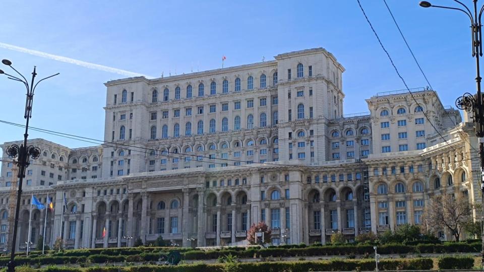 В Букурещ приеха закон за обединението на Румъния и Молдова