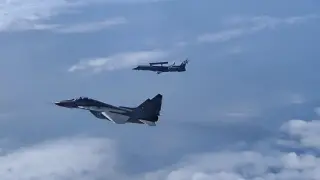 ВВС вдигнаха МиГ-29 заради самолет, сигнализирал за незаконна намеса на борда над Дунав