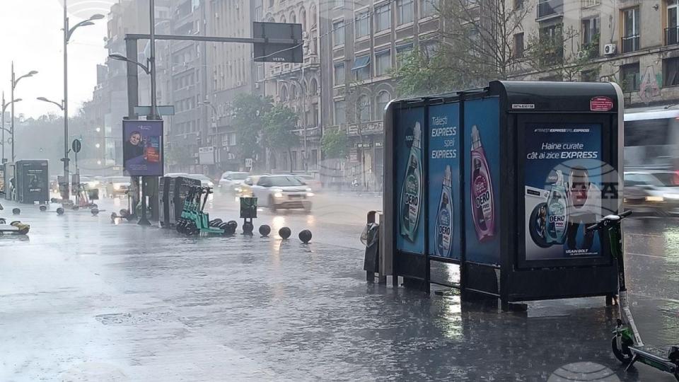 Мощни бури попиляха Балканите след страшните жеги