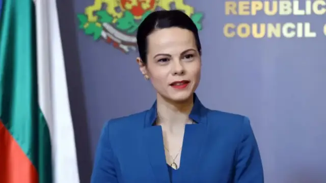 Няма нужда от допълнителни средства за Националната детска болница, увери министър Катя Ивкова