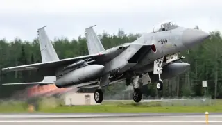 Напрежение край Окинава: Япония вдигна F-15 срещу китайски разузнавателен самолет