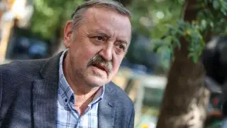 След 18 химиотерапии и трансплантация: Проф. Кантарджиев отново води тежка битка