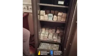 Корупционен скандал с намесени прокурори тресе Украйна, кръстиха операцията "Карфаген"
