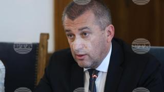 Работи се за ускоряване изграждането на инфраструктура при Кресна и за нови мостове над Дунав, заяви министър Георги Пеев