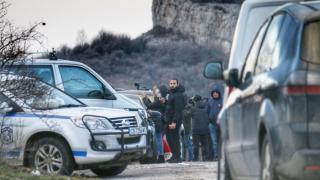 Насилена непълнолетна "натиснала спусъка" на шесторната смърт на Петрохан-Околчица