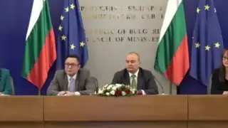 Кабинетът: Над 500 000 бедни ще получат по 50 евро за скъпите горива. Край на хеликоптерните пари!