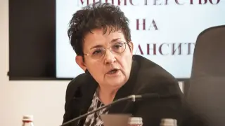 33% данък за свръхпечалбата, ваучерът за храна става 200 евро