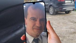 Граничен полицай №1 в Ново село Георги Димитров строи къща за гости със служебния джип, как близката му Роси стана командир? (ВИДЕО)
