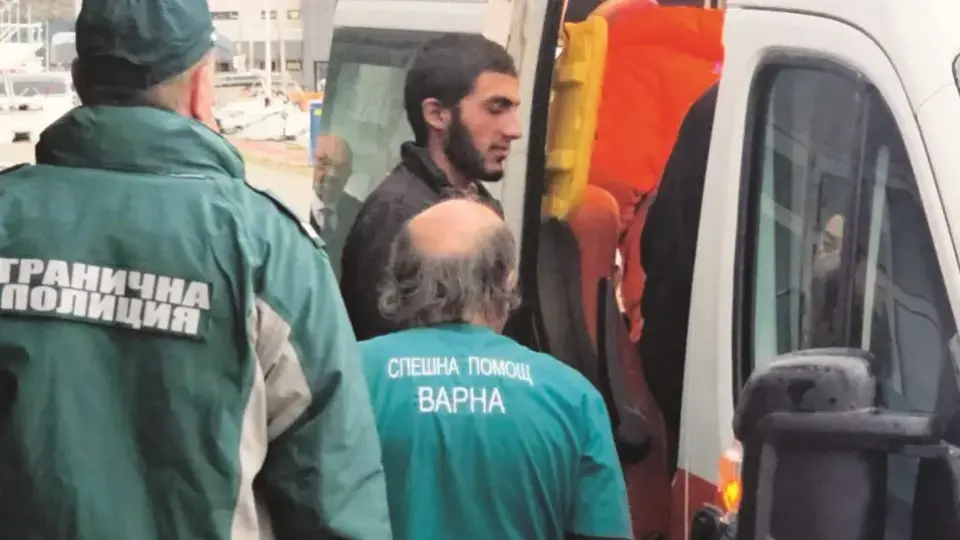 Изоставеният „ABLE“ напусна български води